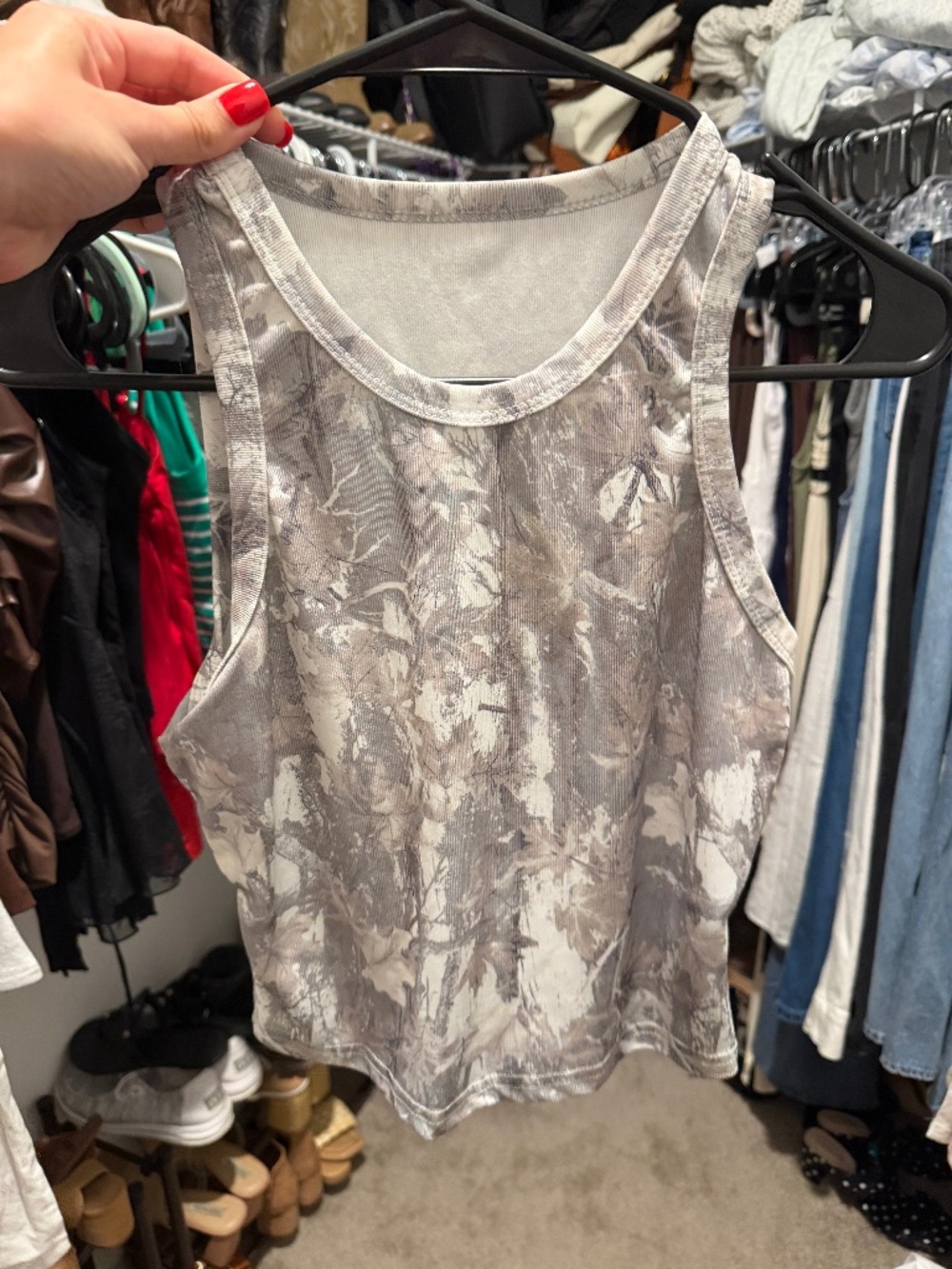 Camo High Neck Crop Tank Top 🌿